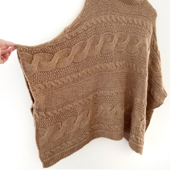 ANTHROPOLOGIE | Rosamund Cable Knit Poncho Sweater - Picture 6 of 9